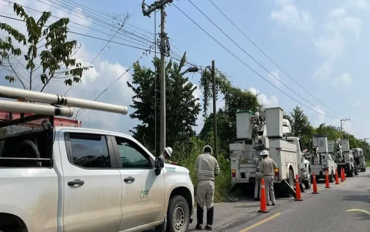 Mantenimiento y renovación eléctrica en Tabasco