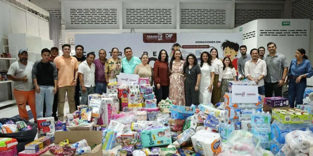 Donaciones solidarias en DIF Tabasco