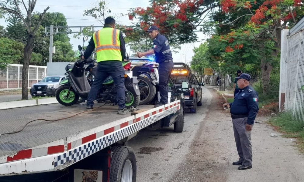 Retiran 14 motocicletas en operativo de supervisión vial en Centro