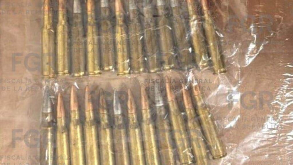 Detienen a tres personas y aseguran armamento en Huimanguillo