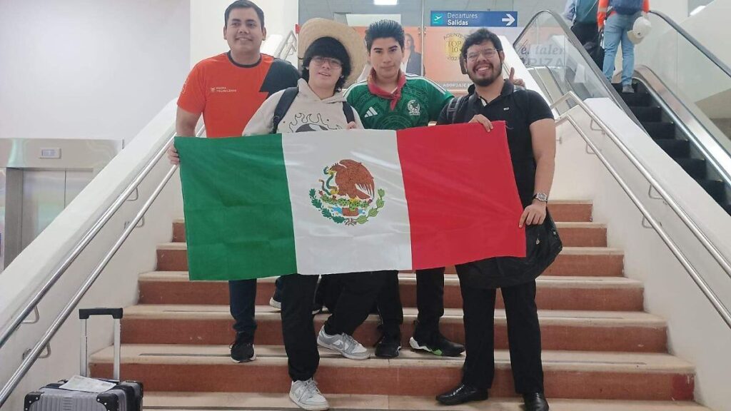 Equipo de robótica tabasqueño buscará la gloria en cancha cibernética de CDMX