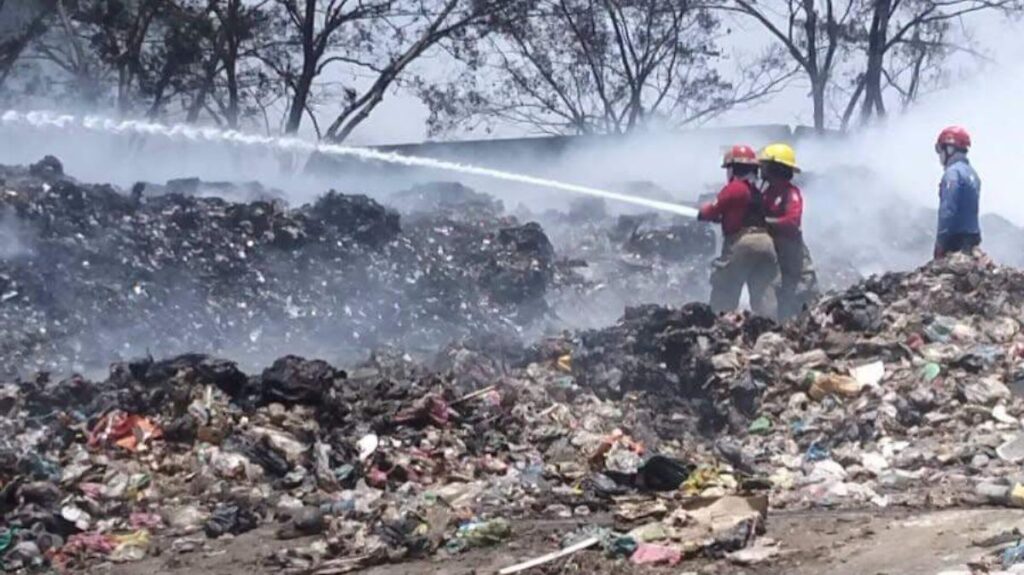 Incendios movilizan a cuerpos de emergencia en Centro