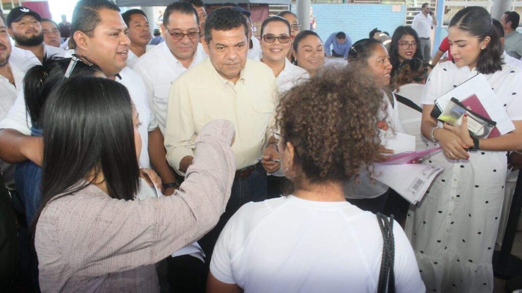 CFE se integra a jornadas territoriales en Centla para mejorar el servicio eléctrico