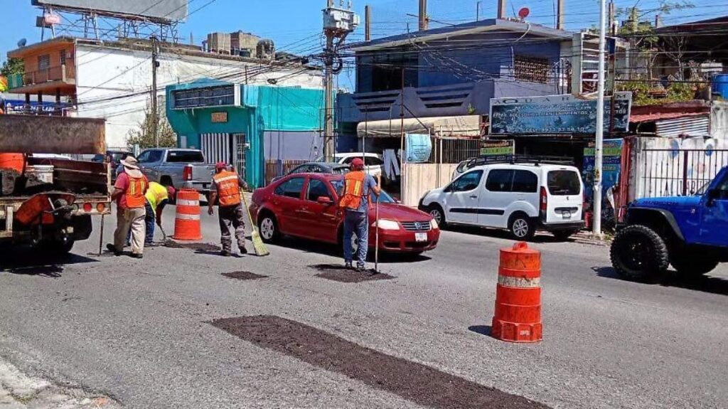 Cierre parcial nocturno en Paseo Usumacinta por trabajos de bacheo