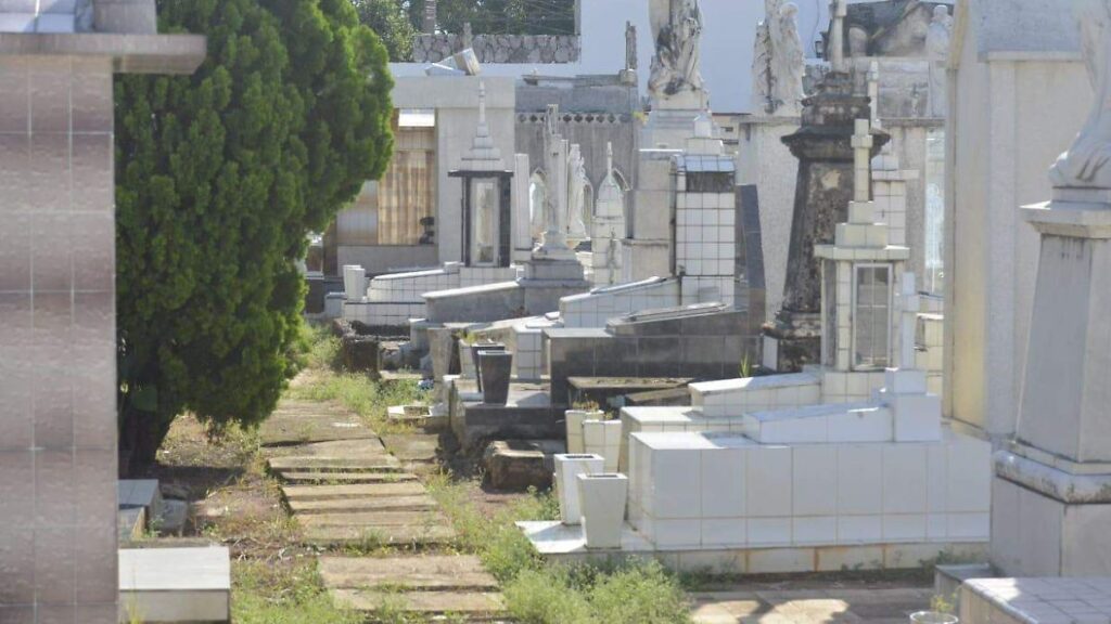 Muere albañil durante labores en panteón de Atasta; Fiscalía investiga