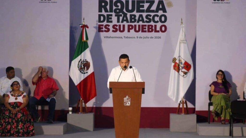 Austeridad y desarrollo social marcan informe de Javier May en Tabasco