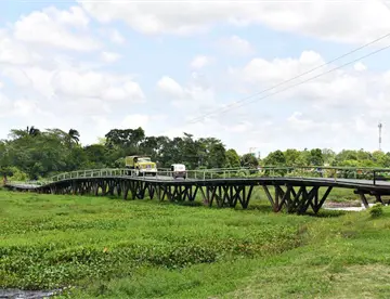Arranca construcción del puente La Hamaca, en Macuspana
