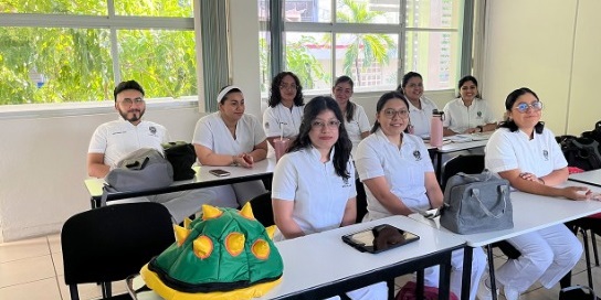Medicina en la UJAT registra la deserción más baja