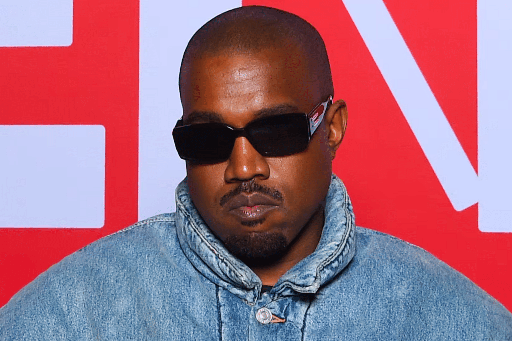 Demandan a Kanye West por presunto adeudo en Vultures 2