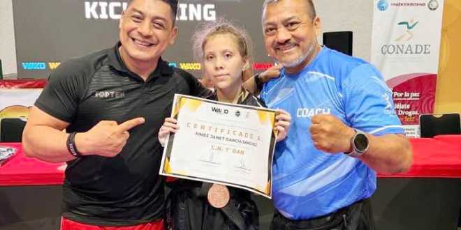 Aimee Aneth García al mundial de Kickboxing