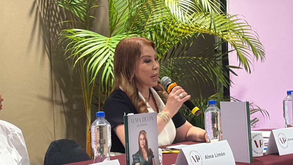 Alma Delia Pérez comparte su historia de vida en un libro que inspira a superar la adversidad