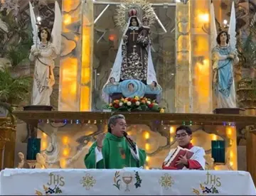 Acusa Padre tiktokero abusos en cobros de CFE a iglesias