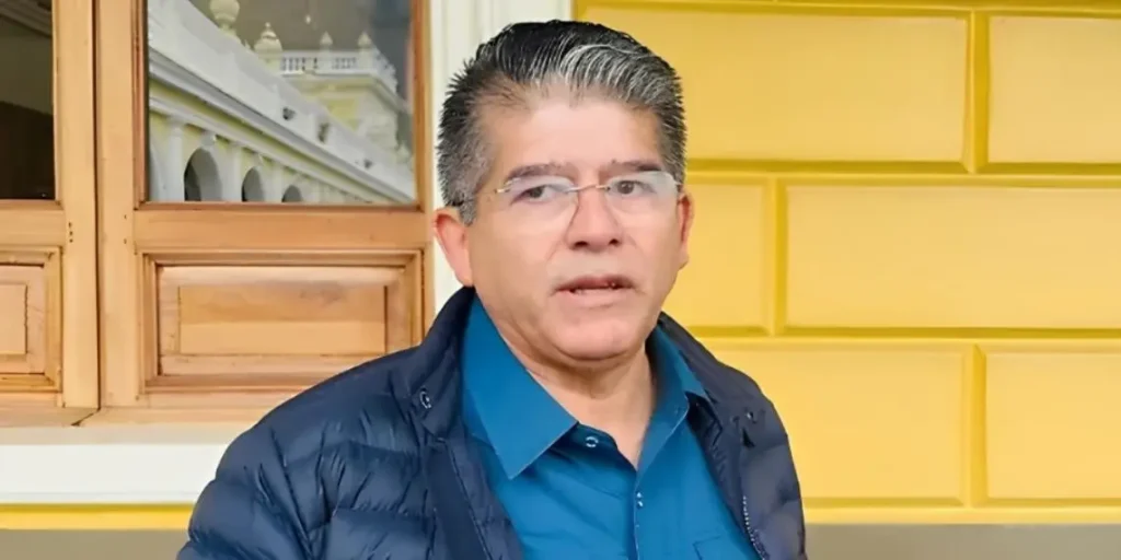 Realizan operativo contra Alcalde de Paraíso