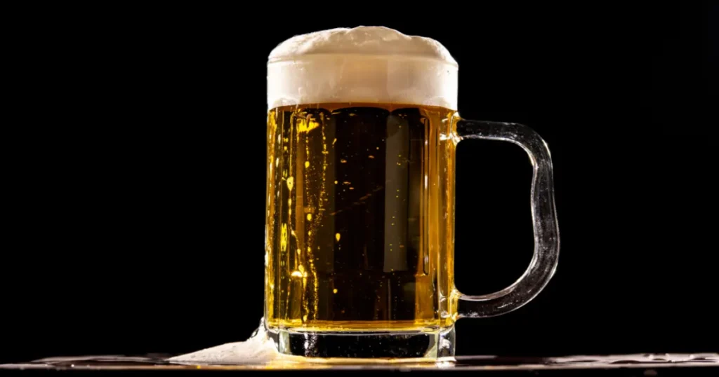 Exportaciones de cerveza, azúcar, berries y aguacate caen en México durante el primer semestre