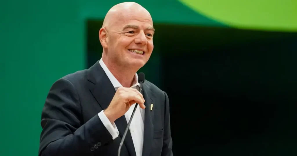 Gianni Infantino habría multiplicado su salario si prosperaba el fallido proyecto de la FIFA