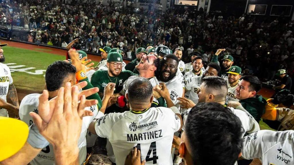Olmecas de Tabasco caen 10-7 ante Bravos en el tercer juego del primer playoffs