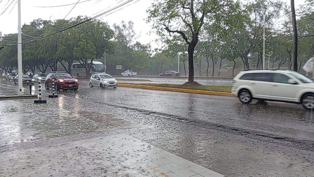 Calor y lluvias sigue siendo el pronóstico para Tabasco este martes
