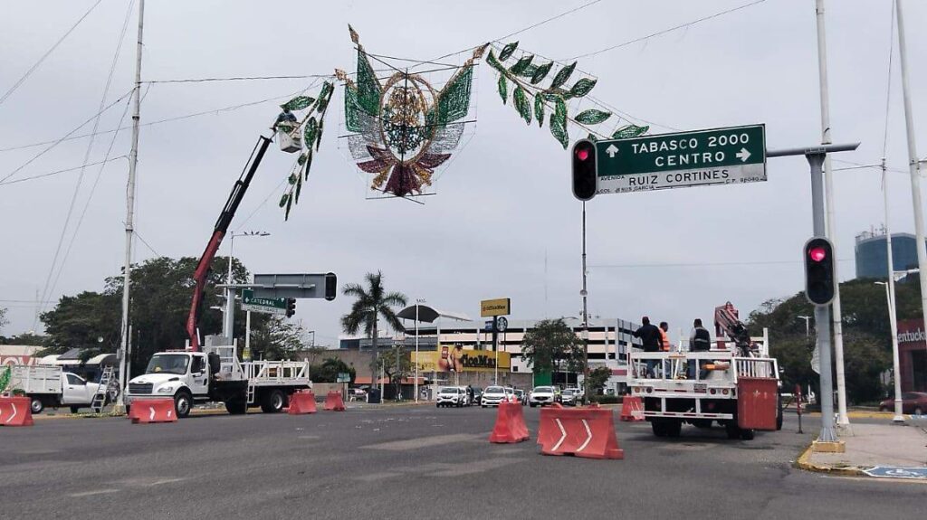 Harán encendido de prueba de adornos patrios en Villahermosa