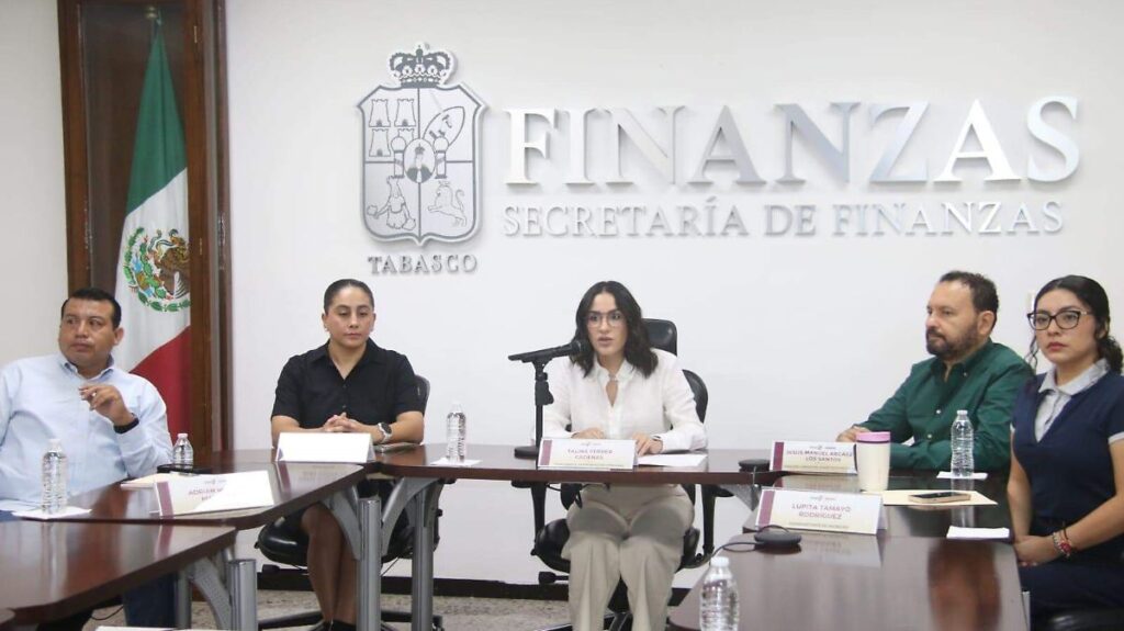 Advierten por cuenta falsa que usa identidad de titular de Finanzas