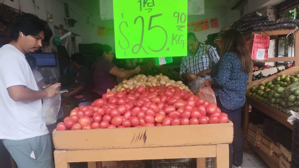 Baja la papa, pero sube el tomate y la cebolla en Tabasco