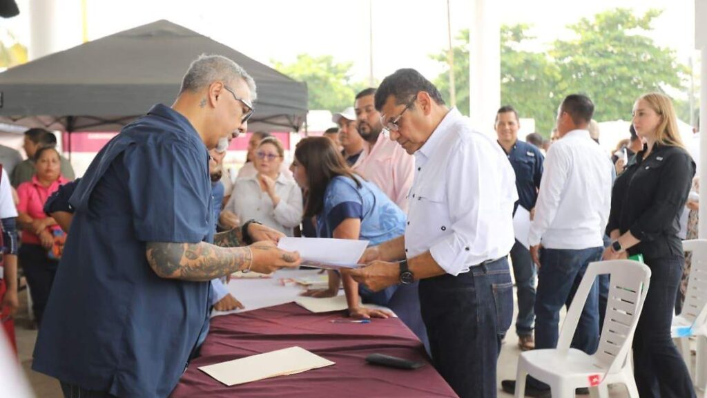 Regularizan predios del Registro Civil en Villa Chontalpa