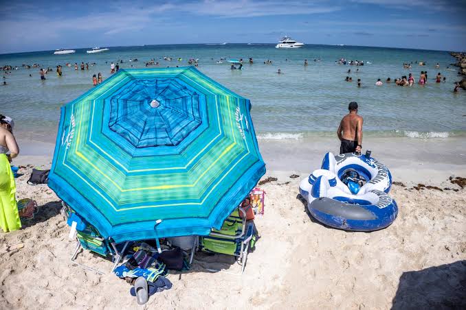 Miami iguala récord histórico de calor al alcanzar 37.8 °C en plena ola de calor en EEUU