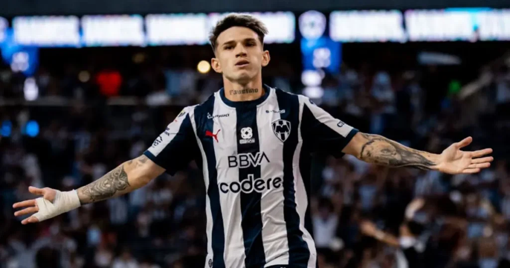 Monterrey golea 6-1 a Juárez y toma el liderato del torneo Apertura de la Liga MX