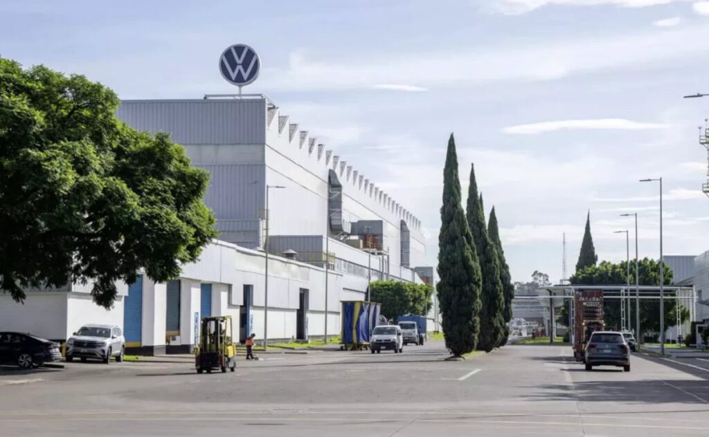 Volkswagen en México anuncia un ajuste de producción en su planta del estado de Puebla