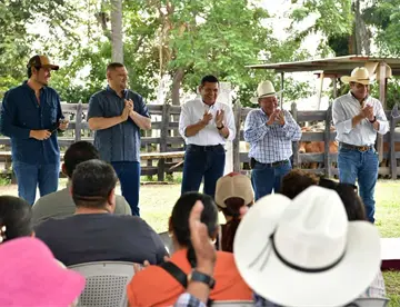 Crédito Ganadero cerrará este año con 1,500 beneficiados, resalta Javier May
